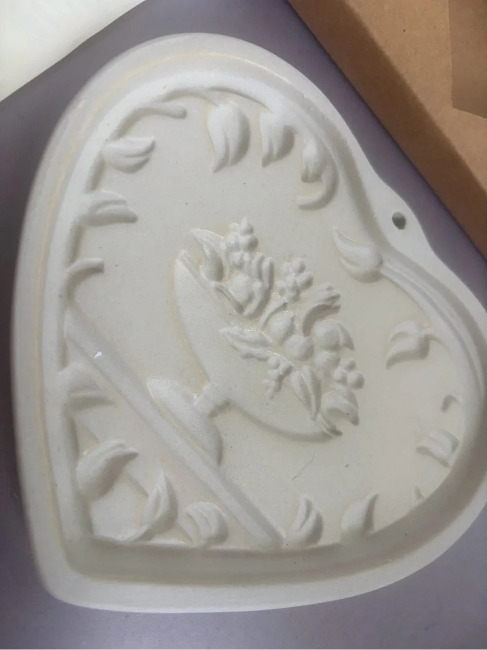 The Pampered Chef Heart Clay Cookie Mold in Cream